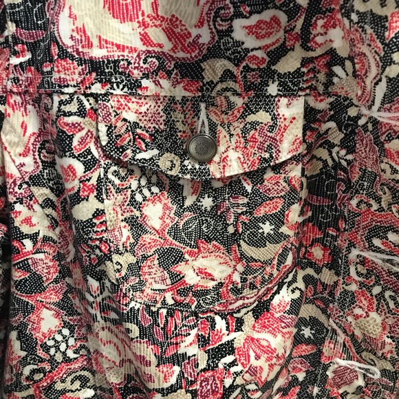 Lightweight jacket - Picture 3 of 3